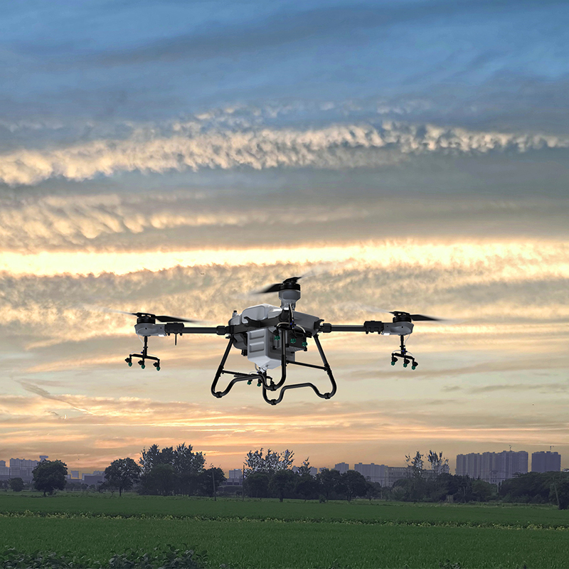 drone agricole moins cher pulvérisateur agriculture pulvérisation drone à balayage agricole avec drone à batterie 10kg agricole